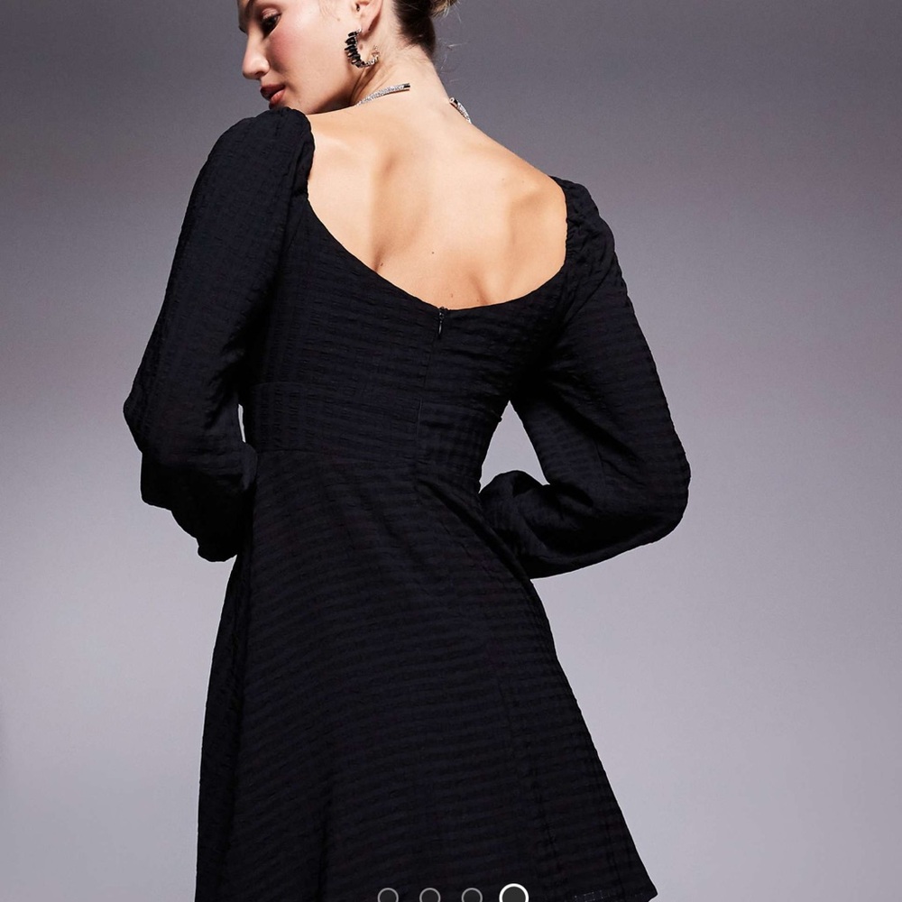 BRAND NEW Elegant Black Dress- Lulus ruched bust balloon sleeve mini - Picture 4 of 4